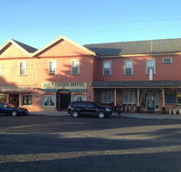 Mole Creek Hotel - Renee