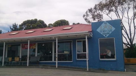 THE Lab Surf Cafe Bakery - Renee 0