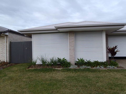 Wide Bay Gates & Fencing Specialists - Renee 3