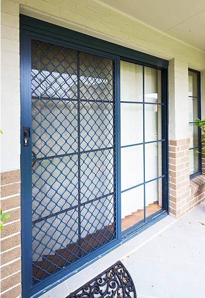 Breezeway Screens - Internet Find 8