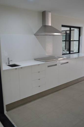 Stone Tops Mackay - Swimm 4