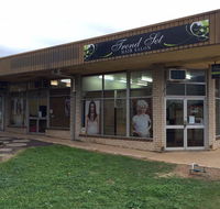 Trend Set Hair Salon - Swimm