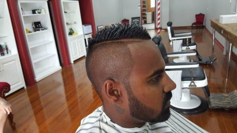 Elite Barber Crew - Renee 3