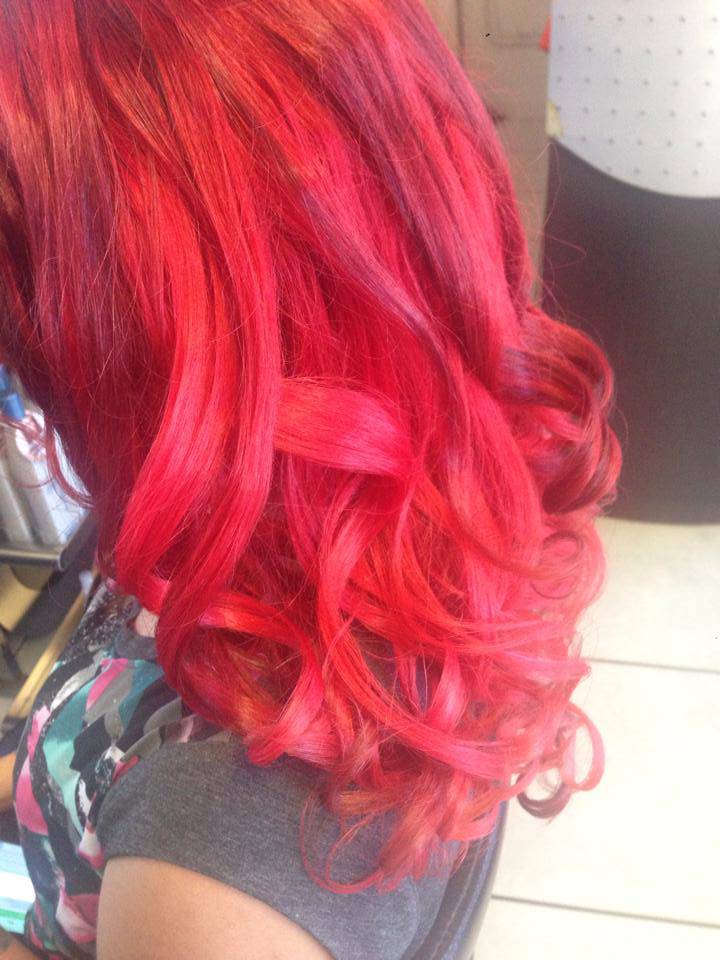 Hairdressers Bushland Beach QLD Renee