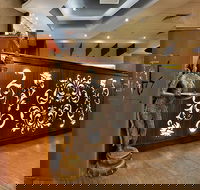 2 Fat Indians - Renee