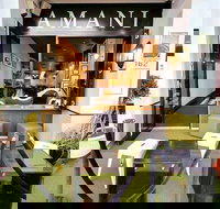 Amani Bar  Kitchen - Qld Realsetate