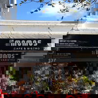 Momos cafe and bistro