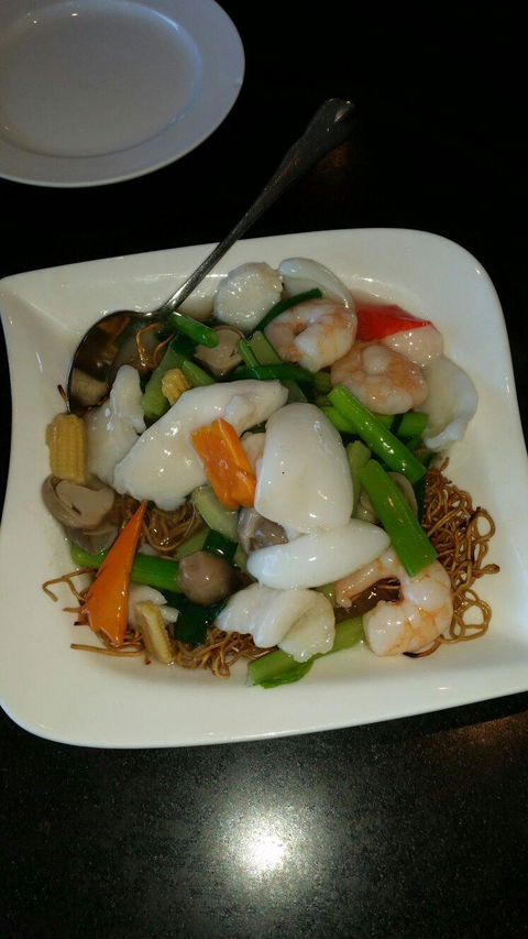 Golden Bbq Seafood Restaurant - Renee 6