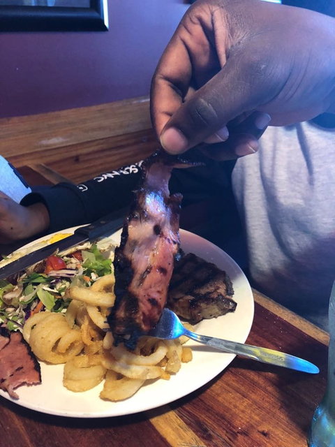 Hog's Breath - Renee 9