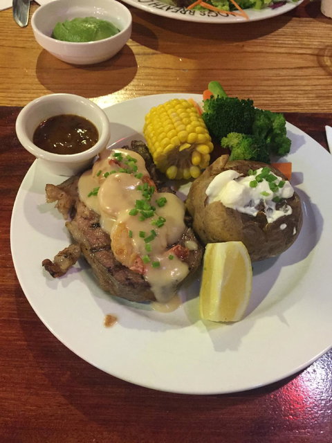 Hog's Breath - Renee 14