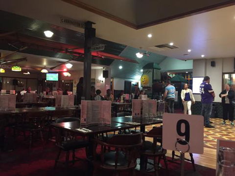 Ogdens Bar & Grill - Internet Find 0