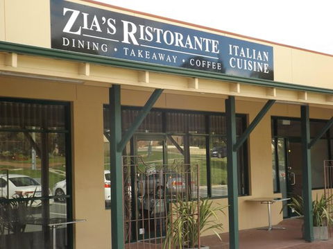 Zia's Ristorante - Swimm 0