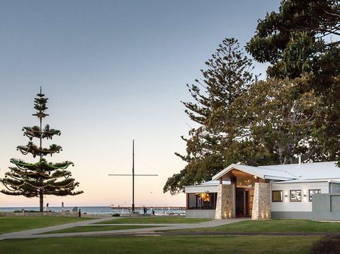 Equinox Restaurant & Bar - Renee 0