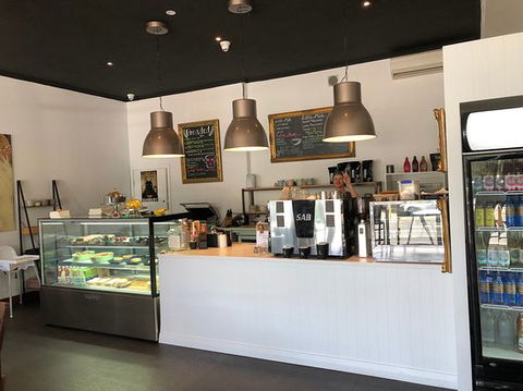 Fat Cat's Coffee House - Renee 0