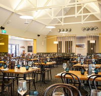 The Ship Inn - Renee