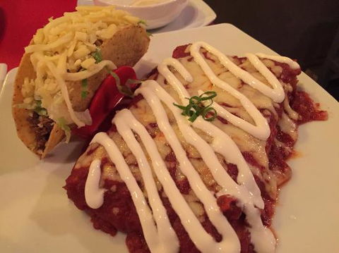 Amigo's Mexican Restaurant - Renee 0