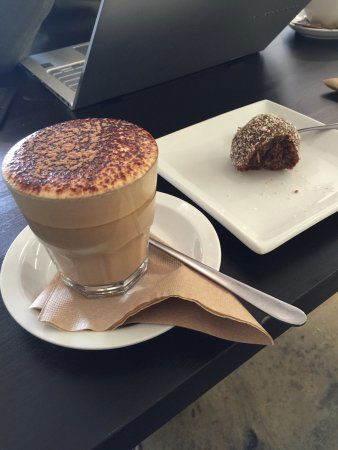 Blue Tiger Cafe - Renee 0