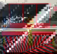 DMK - The Kitchen - Renee