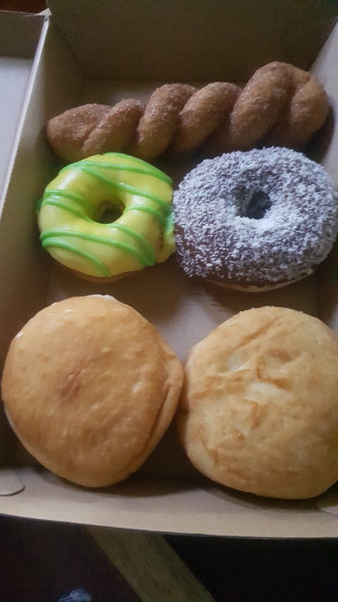 Happy Circle Donuts - Swimm 1