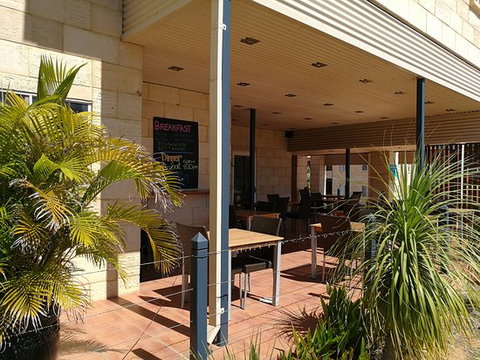 Kalbarri Edge Resort Restaurant - Renee 0