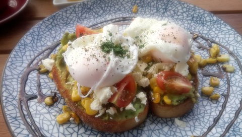 Lo's Cafe Fusion Bistro - Swimm 0