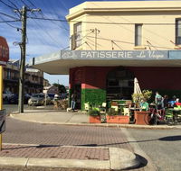 Patisserie La Vespa - Renee