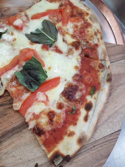 Peace Pizza Retro Woodfired - Renee 1