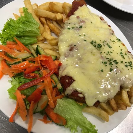 Pemberton Sports Club - Renee 0