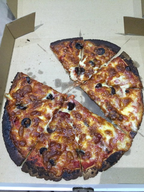 Riccardo's Pizza - Internet Find 2