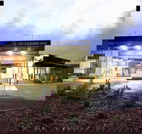 The Corner Inn - Renee