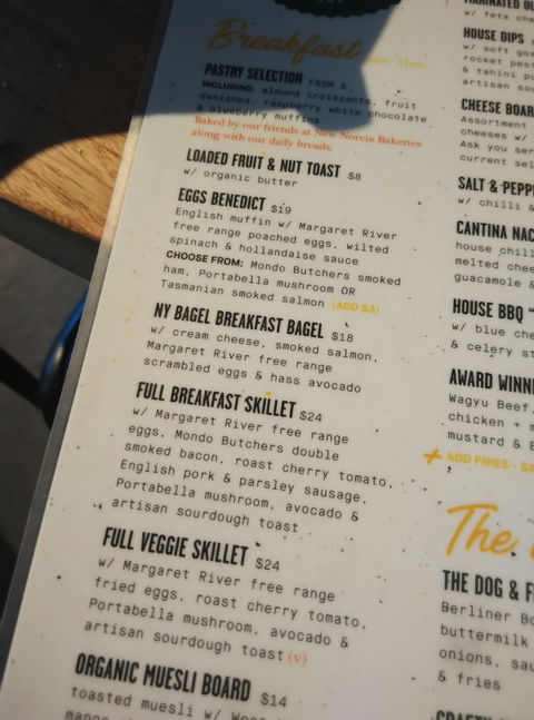 The Crafty Swan Kitchen & Bar - Renee 4