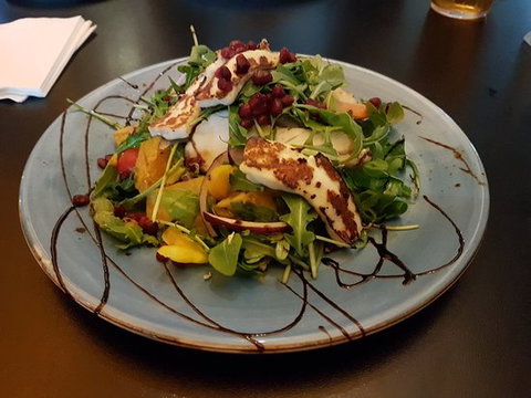 The Pier Hotel Bistro - Renee 0