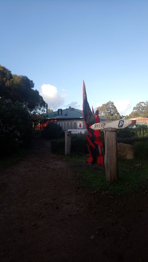 Yallingup Woodfired Bakery - Petrol Stations 8
