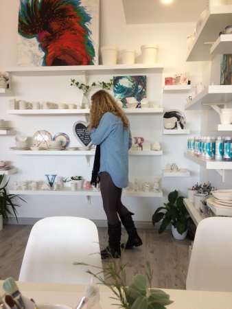 3 Hearts Ceramics And Cafe - Renee 0