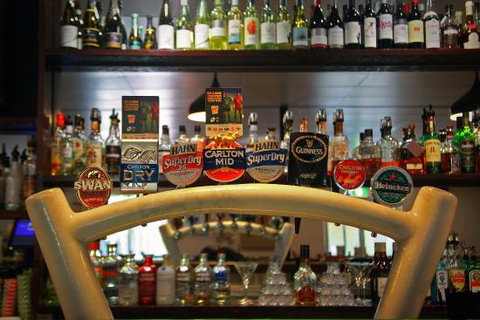 Bouvard Tavern - Qld Realsetate 0