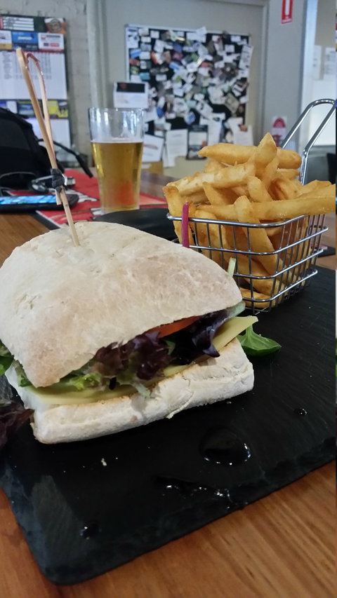 Bouvard Tavern - Qld Realsetate 10