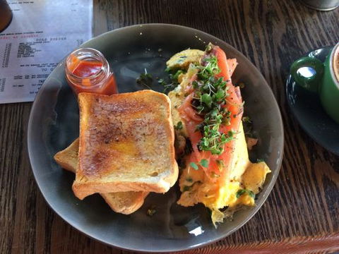 Cafe 140 - Qld Realsetate 0