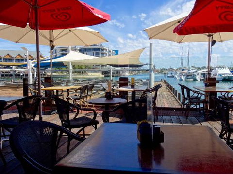 D'lights Cafe - Qld Realsetate 0