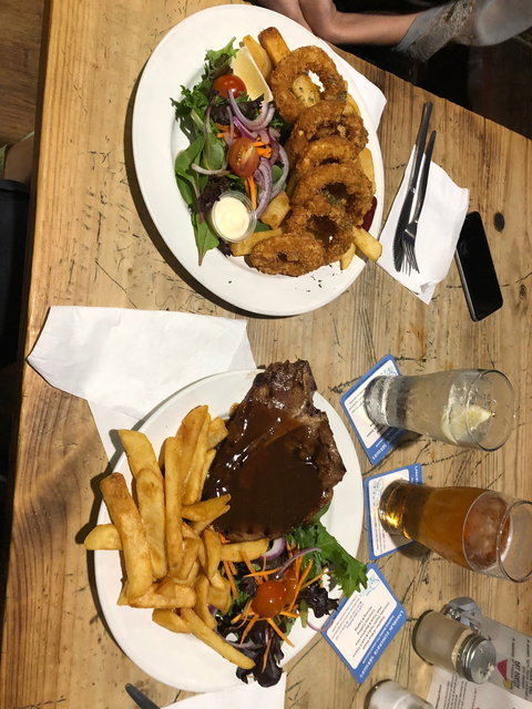 Endeavour Tavern - Swimm 2