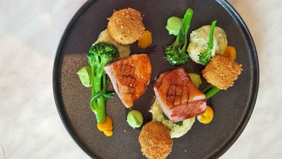 Alice At The Palace - Internet Find 6