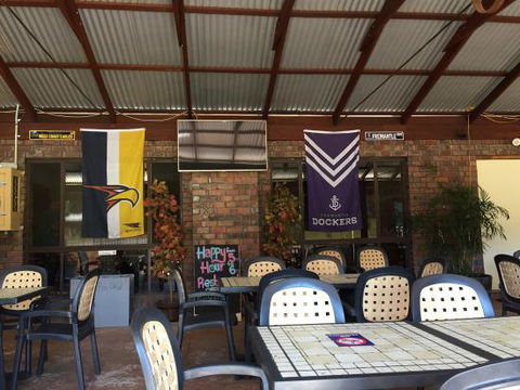 Kirup Tavern - Renee 0