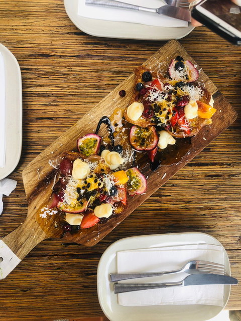 Luigi Delicatessen - Swimm 4