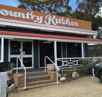 Selena's Ravy Country Kitchen