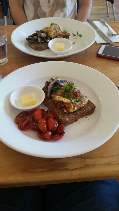 Smithereens Cafe - Renee 3