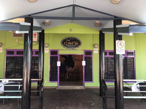 The Cafe Mungarri In The Park - Renee 0