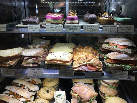 The Happy Soul Cafe - Renee 0