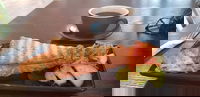Triglets Cafe