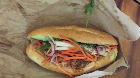 O'Connell Vietnamese Bread Rolls - Renee 0