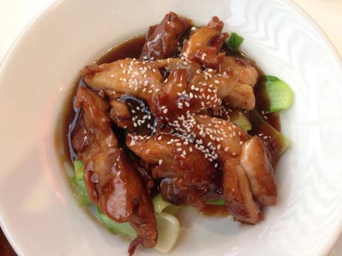 Red Chilli Asian Food Bar - Renee 0