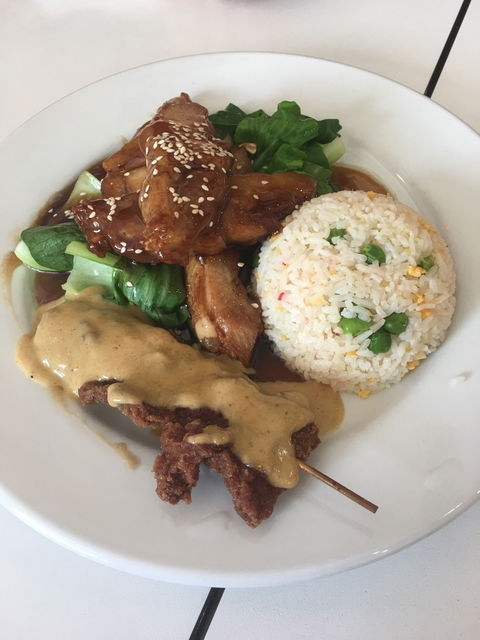 Red Chilli Asian Food Bar - Renee 1